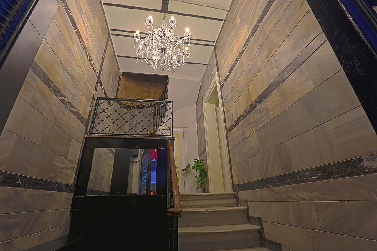 Istanbul Taksim Istiklal Street Kamil Hotel - Historical Bagian luar foto