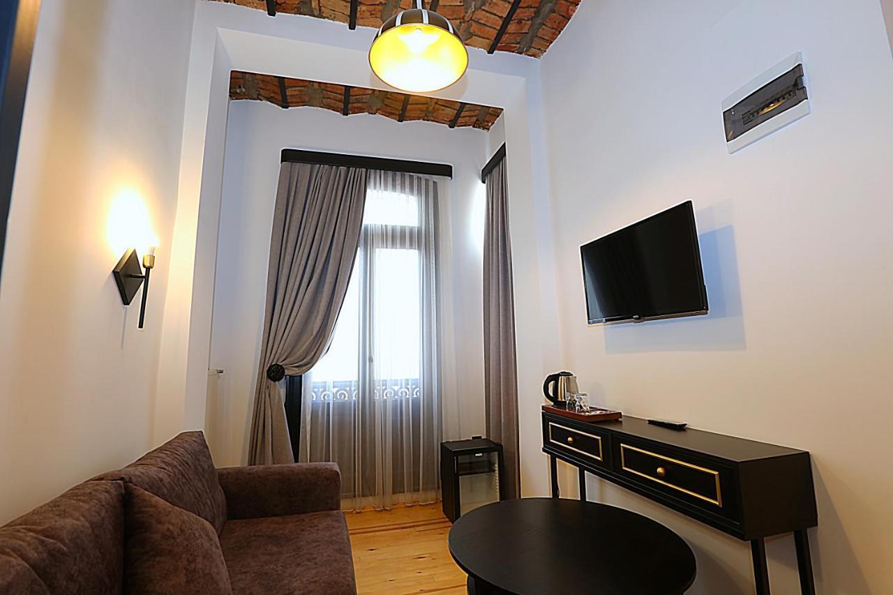 Istanbul Taksim Istiklal Street Kamil Hotel - Historical Ruang foto