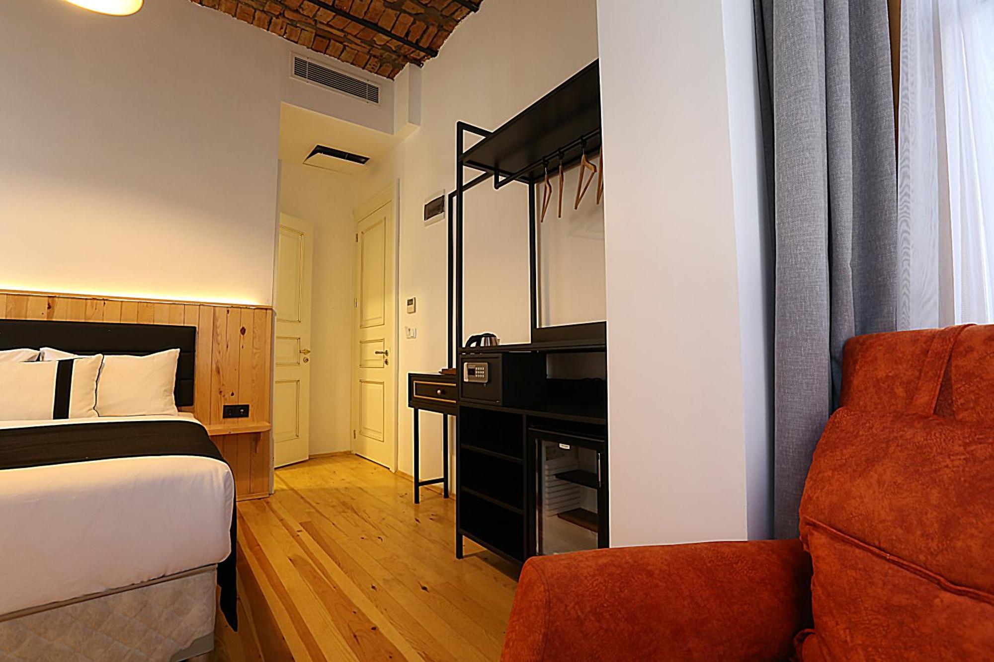 Istanbul Taksim Istiklal Street Kamil Hotel - Historical Ruang foto