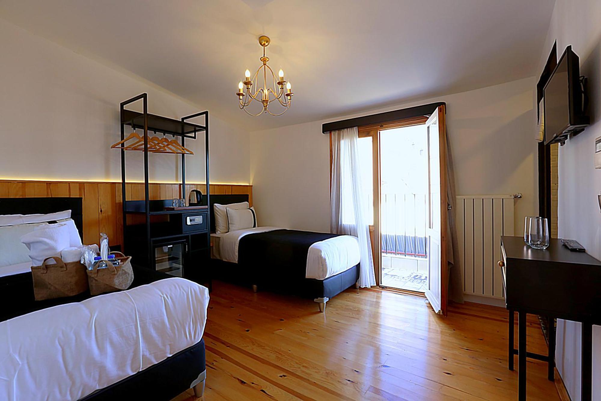 Istanbul Taksim Istiklal Street Kamil Hotel - Historical Ruang foto